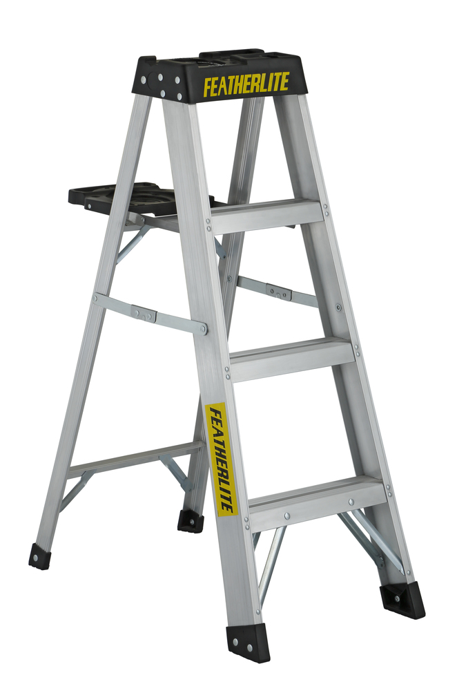 4&#39; Aluminum Step Ladder Type IA 300 Load Capacity (lbs)