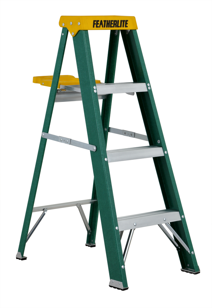 4&#39; Fiberglass Step Ladder Type II 225 Load Capacity (lbs)