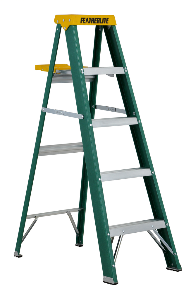 5&#39; Fiberglass Step Ladder Type II 225 Load Capacity (lbs)