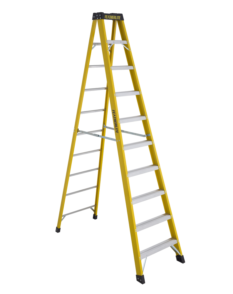 10&#39; Fiberglass Step Ladder Type IA 300 Load Capacity (lbs)