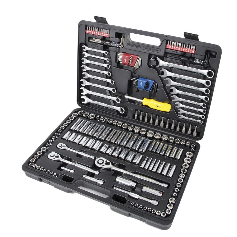 200-Piece Mechanic&#39;s Tool Set - 6 and 12 Point