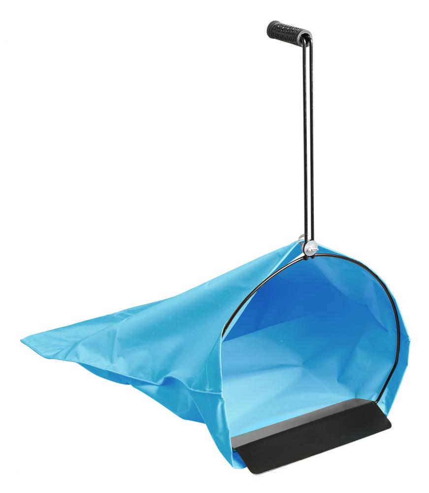 Litter scoop – complete with heavy duty bag